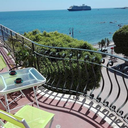 Plaza Leilighet Giardini Naxos Eksteriør bilde